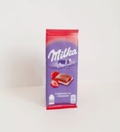 "Milka" клубник со сливками